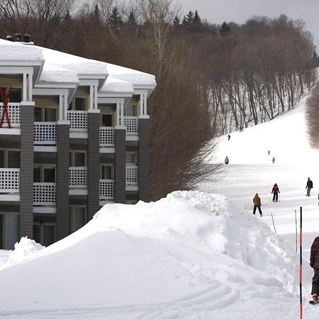 Ski-In, Ski-Out Chaleureux Studio Loft Au Pied Des Pistes De Ski Stoneham Exterior foto